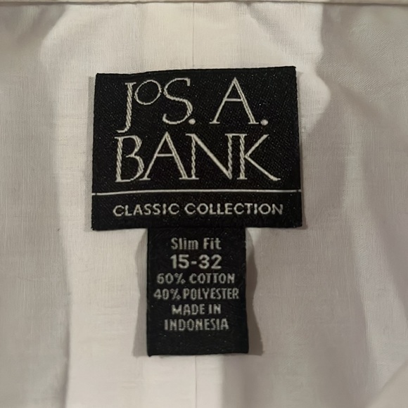JoS. A. Bank White Dress Shirt Button Down Neck Size 15 - Picture 2 of 2